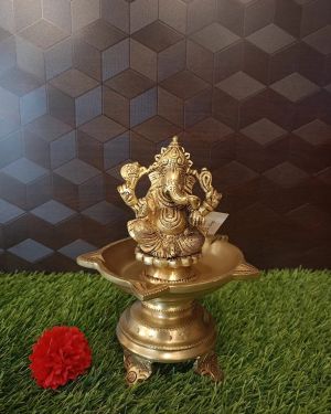 Brass Five Face Ganesha Diya Lamp / Pure & Antique 7″