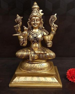 Brass Superfine Kamatchi Amman Idol , Pure & Antique 10″