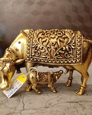 Brass Fine Art Cow And Calf / Very Good For Home Kamadenu Statue 4″