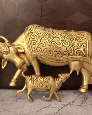Brass Cow And Calf Wall Mount 8″