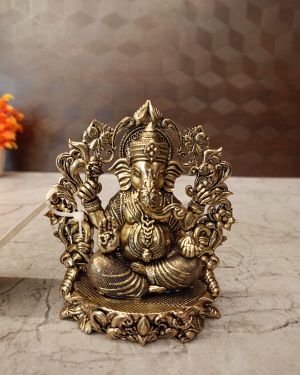 Brass Fine Art Ganesha With Designer Thiruvachi 4″