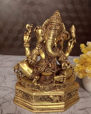 Buy Brass Ganesha With Jewel Design 9″