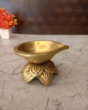 Brass Single Face Diya With Lotus Base 3”