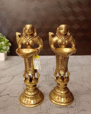 Brass Paavai Diya / Symbol of Divine Light and Knowledge 7.5″