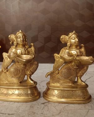 Brass Sitting Paavai Diya Set- 5″