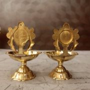 Brass Fine Art Sangu Chakra Diya For Pooja 3.5″
