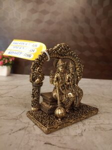 Brass Fine art Vishnu Lakshmi Thiruvachi idol 4.5″