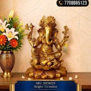 Brass Pagadi Ganesha Idol for Pooja 7.5 Inch