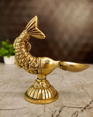 Brass Fish Holding Single Face Diya 5.5”