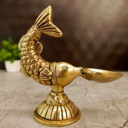 Brass Fish Holding Single Face Diya 5.5”